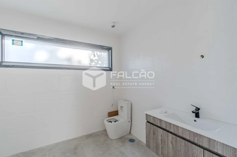 Moradia T4 para Venda em Marvila, Ribeira Santarém, São Salvador, São Nicolau Foto 43