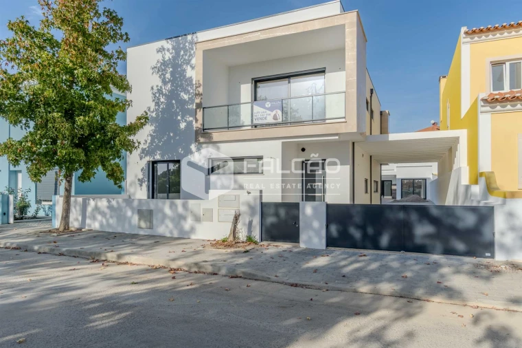 Moradia T4 para Venda em Marvila, Ribeira Santarém, São Salvador, São Nicolau Foto 79