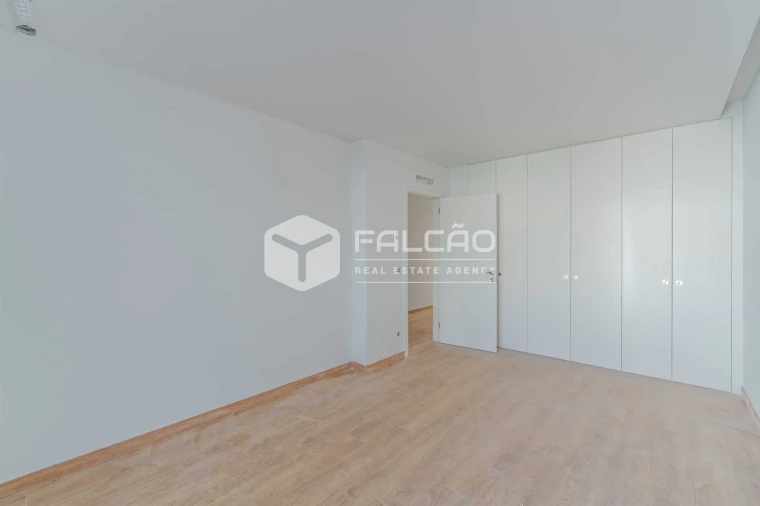 Moradia T4 para Venda em Marvila, Ribeira Santarém, São Salvador, São Nicolau Foto 75