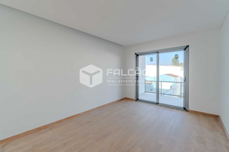 Moradia T4 para Venda em Marvila, Ribeira Santarém, São Salvador, São Nicolau Foto 26