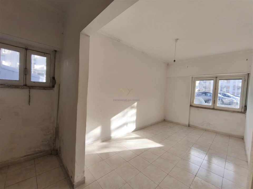 Apartamento T2 para Venda em Carnaxide e Queijas Foto 20