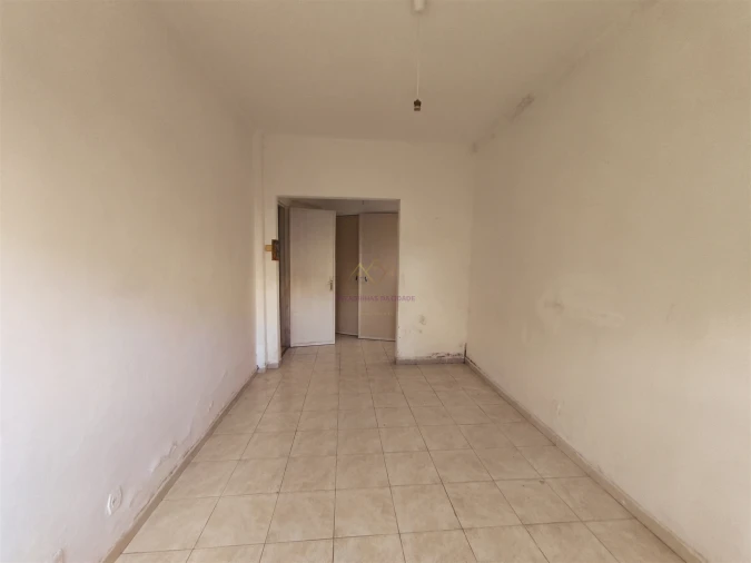 Apartamento T2 para Venda em Carnaxide e Queijas Foto 14