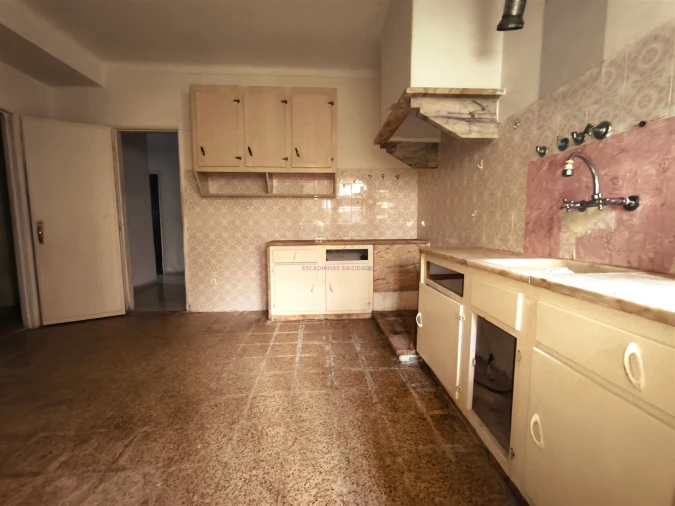 Apartamento T2 para Venda em Carnaxide e Queijas Foto 6