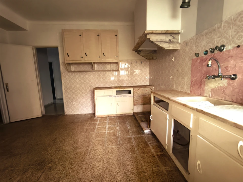 Apartamento T2 para Venda em Carnaxide e Queijas Foto 8