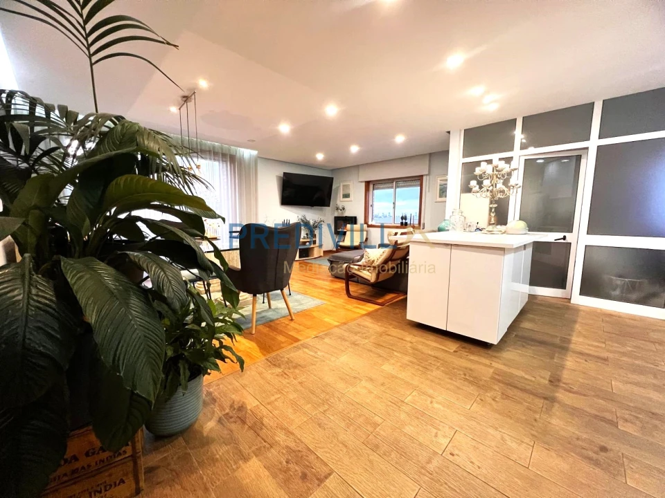 Apartamento T3 para Venda em Nogueira e Silva Escura Foto 4