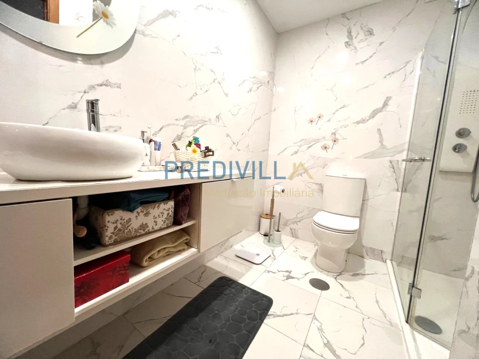 Apartamento T3 para Venda em Nogueira e Silva Escura Foto 17