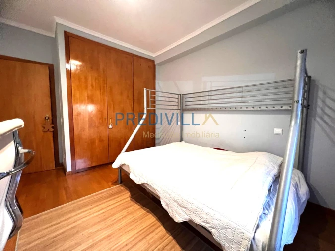 Apartamento T3 para Venda em Nogueira e Silva Escura Foto 21