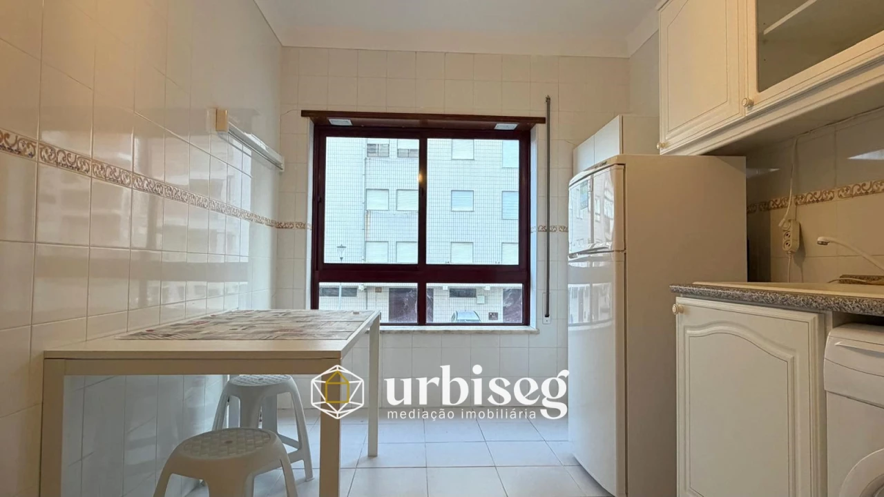 Apartamento T1 para Arrendamento em Buarcos Foto 6