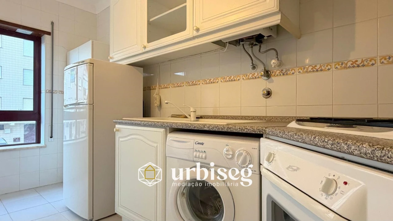 Apartamento T1 para Arrendamento em Buarcos Foto 7
