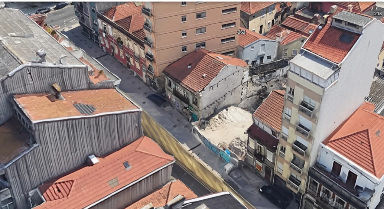 Prédio para Venda em Cedofeita, Santo Ildefonso, Sé, Miragaia, São Nicolau e Vitória Foto 14