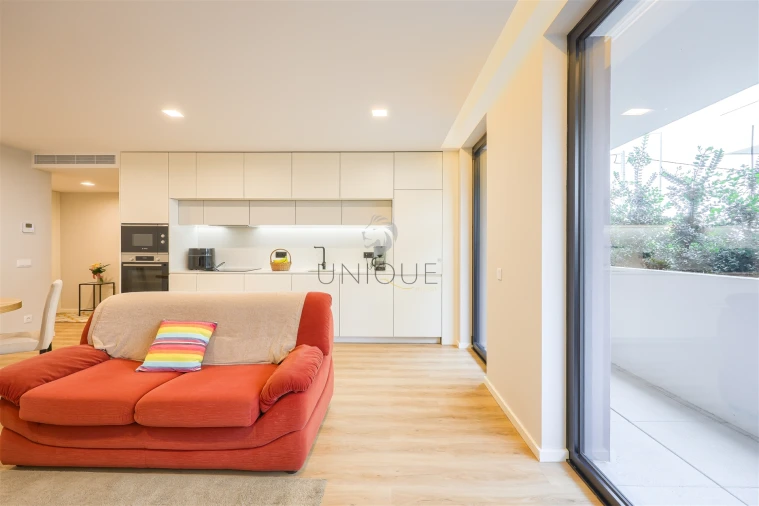 Apartamento T2 para Arrendamento em Glória e Vera Cruz Foto 9