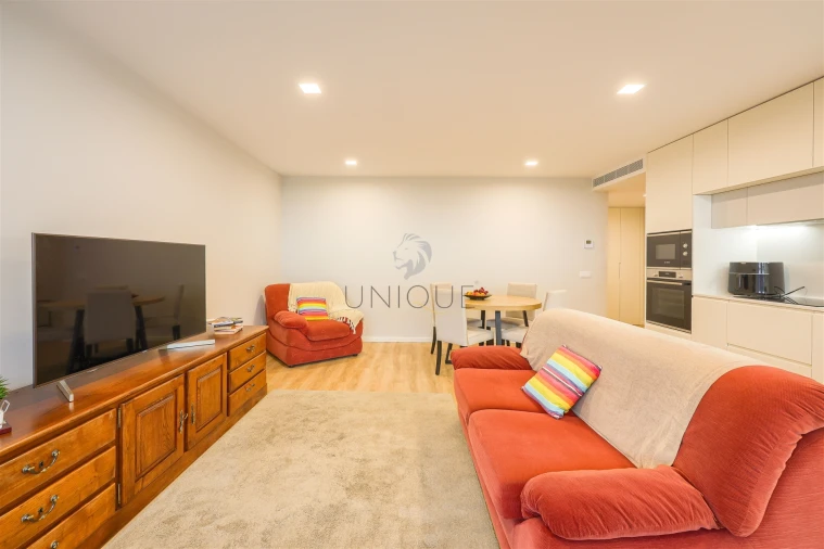 Apartamento T2 para Arrendamento em Glória e Vera Cruz Foto 7