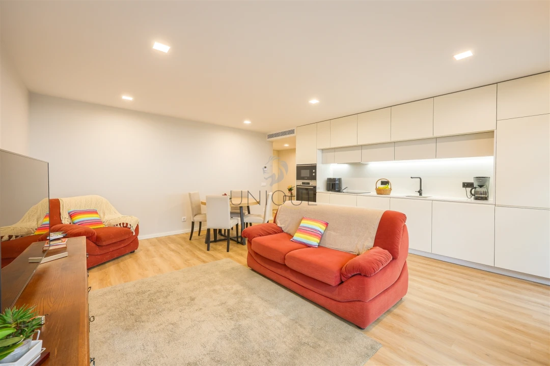 Apartamento T2 para Arrendamento em Glória e Vera Cruz Foto 8