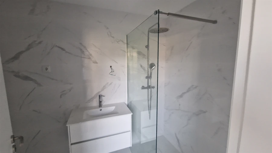 Apartamento T1 para Arrendamento em Serzedelo Foto 2