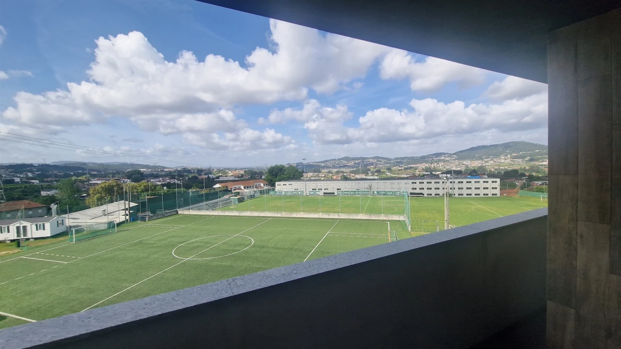 Apartamento T2 para Arrendamento em Serzedelo Foto 1