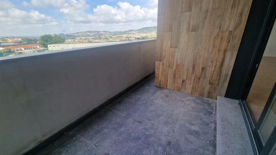 Apartamento T2 para Arrendamento em Serzedelo Foto 6