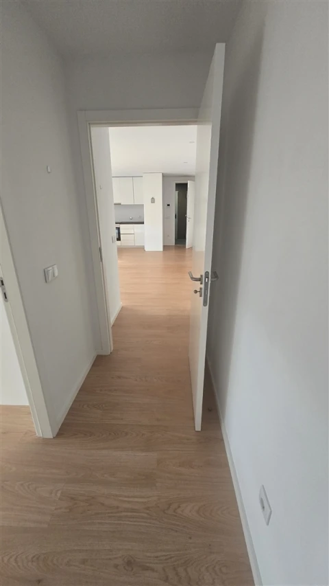 Apartamento T2 para Arrendamento em Serzedelo