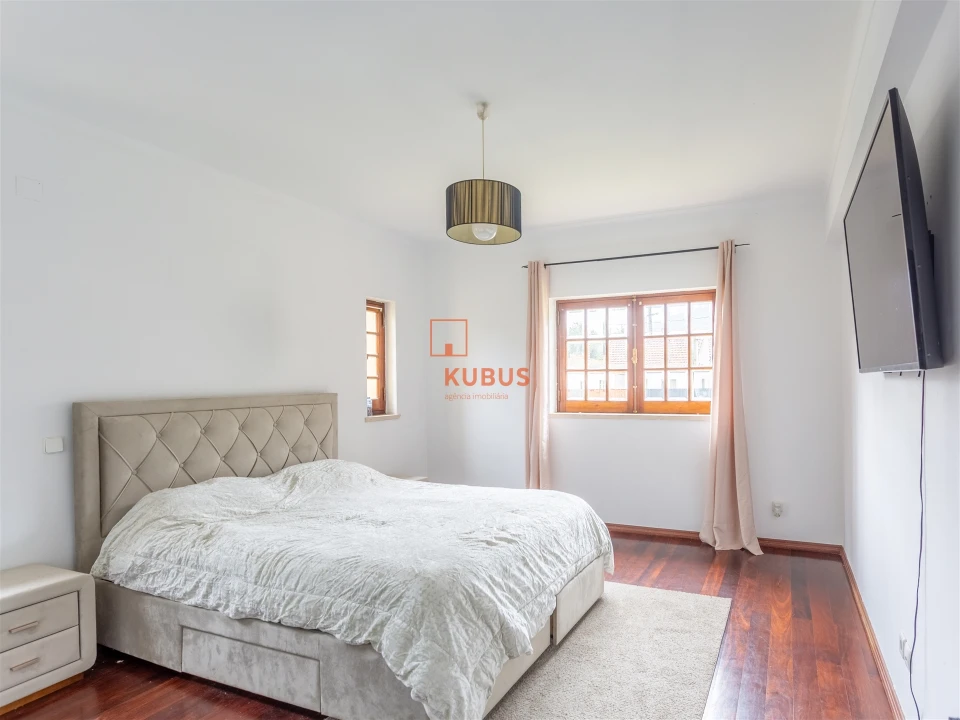 Moradia T5 para Venda em Minde Foto 8