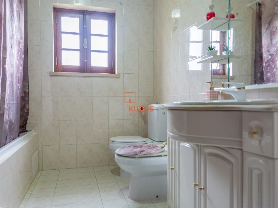 Moradia T5 para Venda em Minde Foto 17