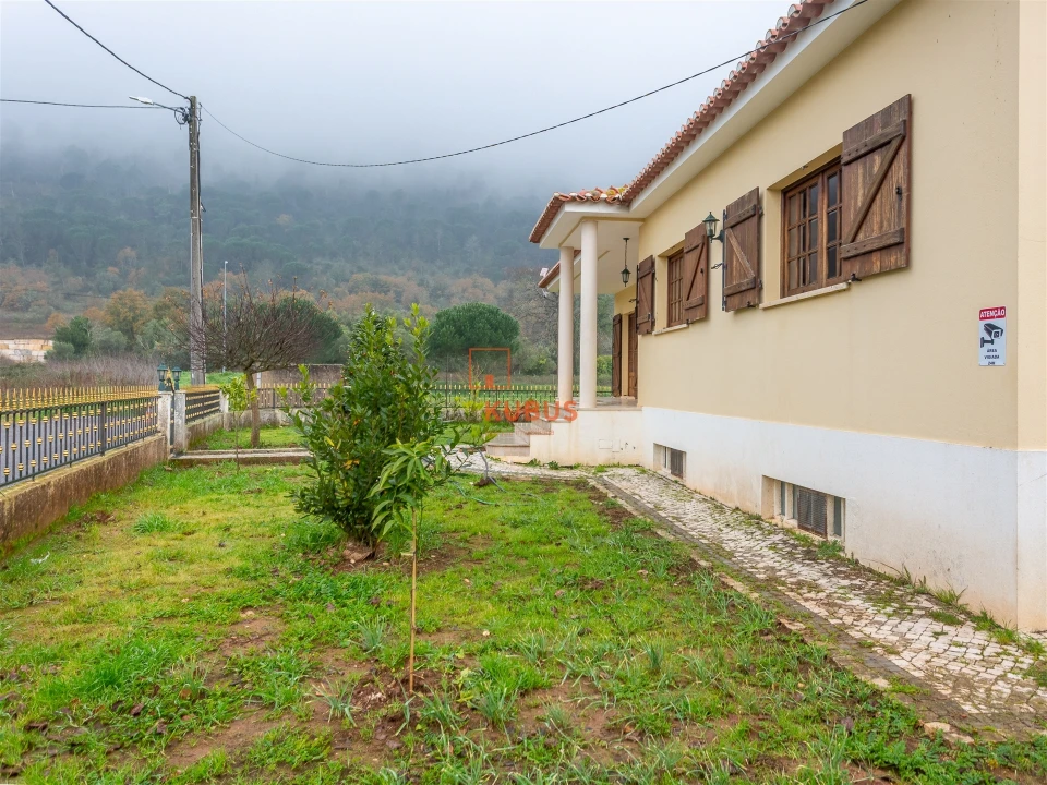 Moradia T5 para Venda em Minde Foto 31