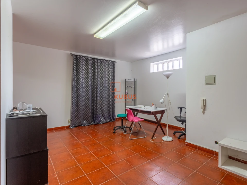 Moradia T5 para Venda em Minde Foto 22