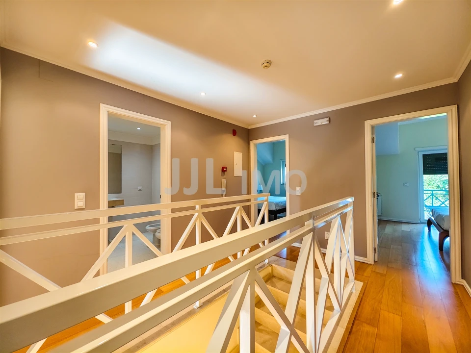 Moradia T4 para Venda em Turcifal Foto 15