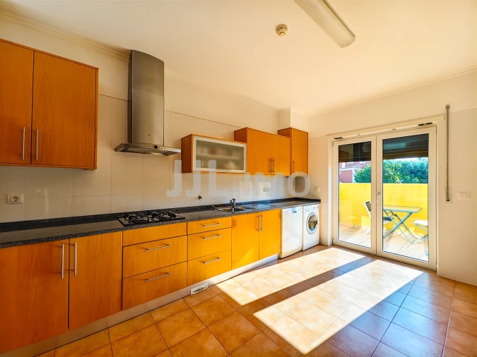 Moradia T4 para Venda em Turcifal Foto 13