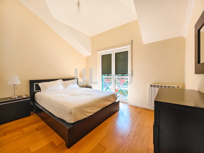 Moradia T4 para Venda em Turcifal Foto 18