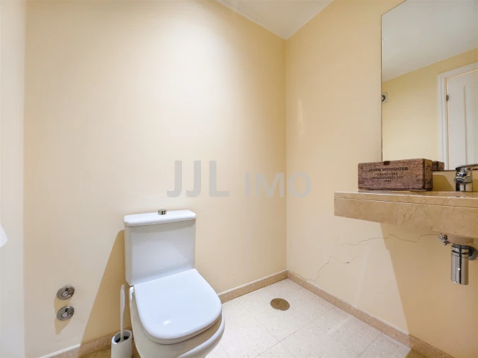 Moradia T4 para Venda em Turcifal Foto 9