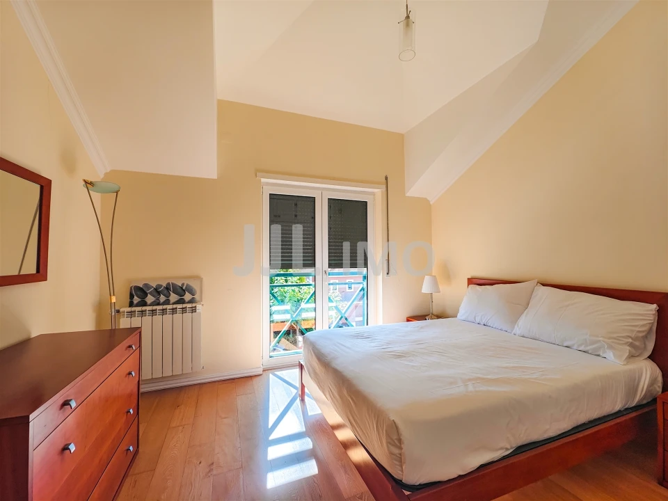 Moradia T4 para Venda em Turcifal Foto 22