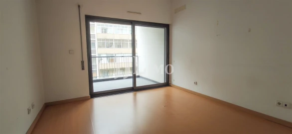 Apartamento T1 para Arrendamento em Arroios