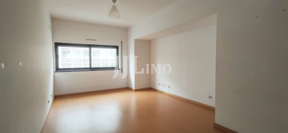 Apartamento T1 para Arrendamento em Arroios