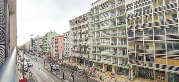 Apartamento T1 para Arrendamento em Arroios