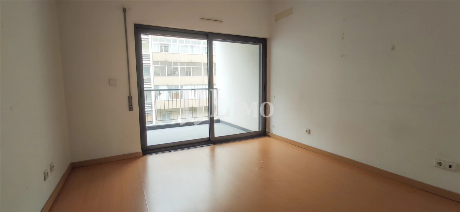Apartamento T1 para Arrendamento em Arroios Foto 8