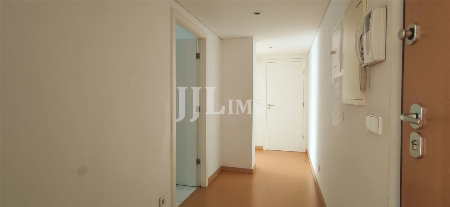 Apartamento T1 para Arrendamento em Arroios Foto 3