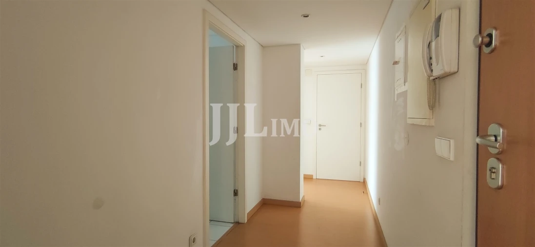 Apartamento T1 para Arrendamento em Arroios Foto 3