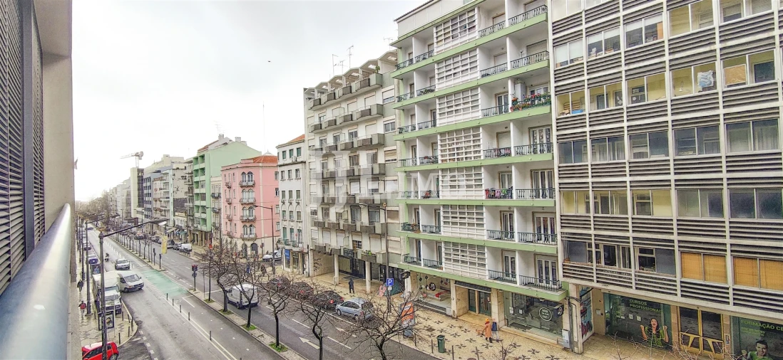 Apartamento T1 para Arrendamento em Arroios Foto 7