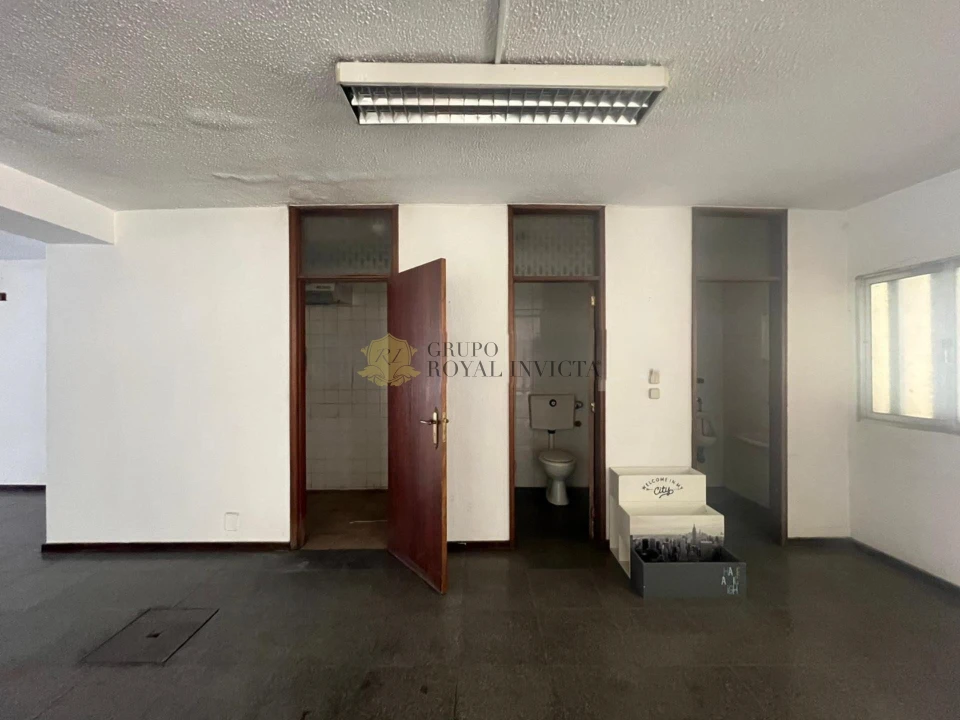 Armazém para Venda em Ermesinde Foto 12