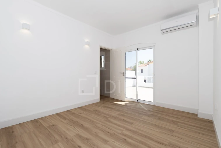 Moradia T3 para Venda em Altura Foto 15