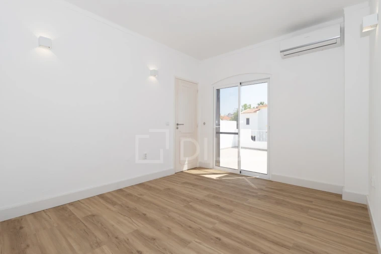 Moradia T3 para Venda em Altura Foto 18