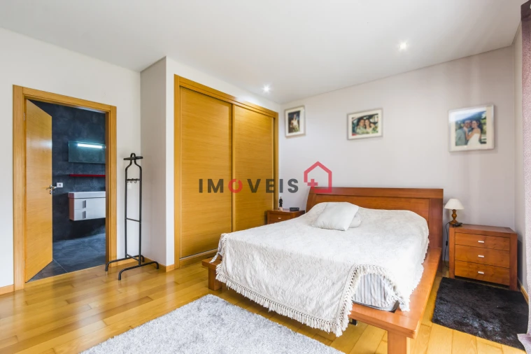 Moradia T4 para Venda em Paião Foto 20