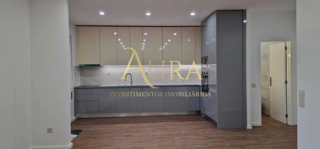 Apartamento T3 para Venda em Aguas Santas Foto 1