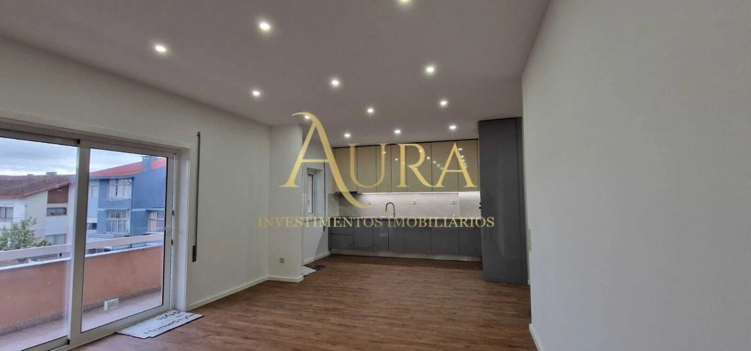 Apartamento T3 para Venda em Aguas Santas Foto 4