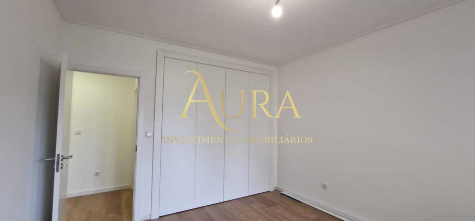 Apartamento T3 para Venda em Aguas Santas Foto 12