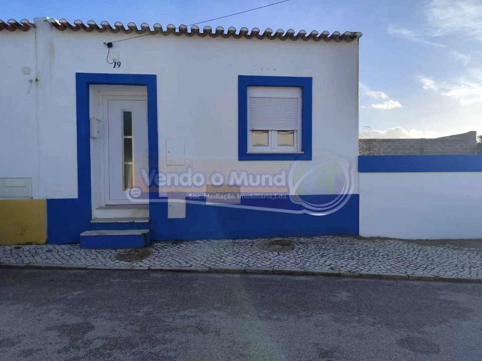 Moradia T2 para Venda em Muge Foto 2