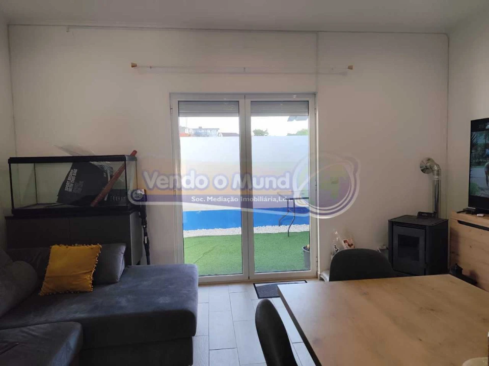 Moradia T2 para Venda em Muge Foto 3