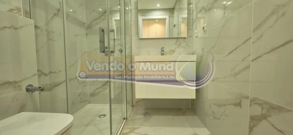 Apartamento T2 para Venda em Alverca do Ribatejo e Sobralinho