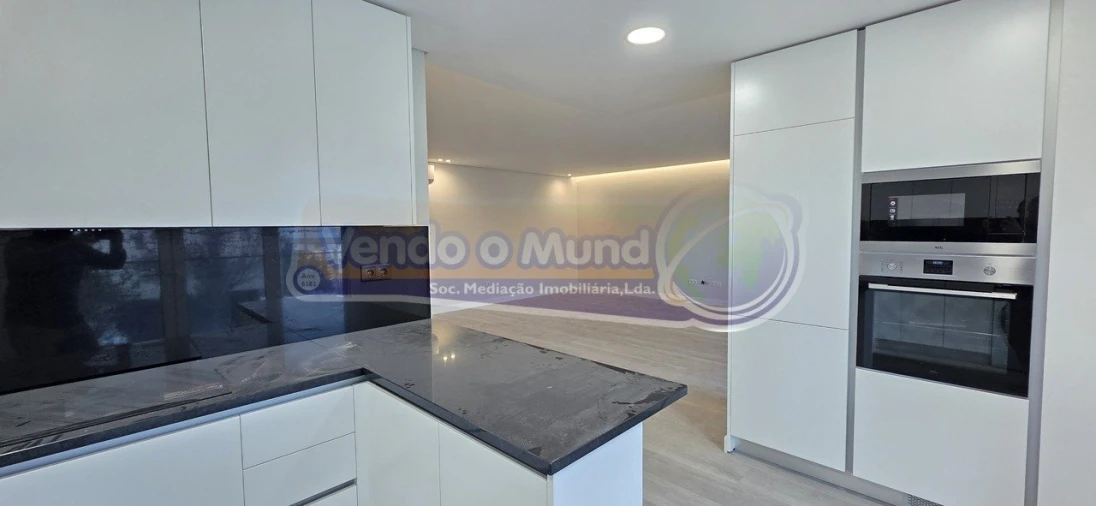 Apartamento T3 para Venda em Alverca do Ribatejo e Sobralinho Foto 5