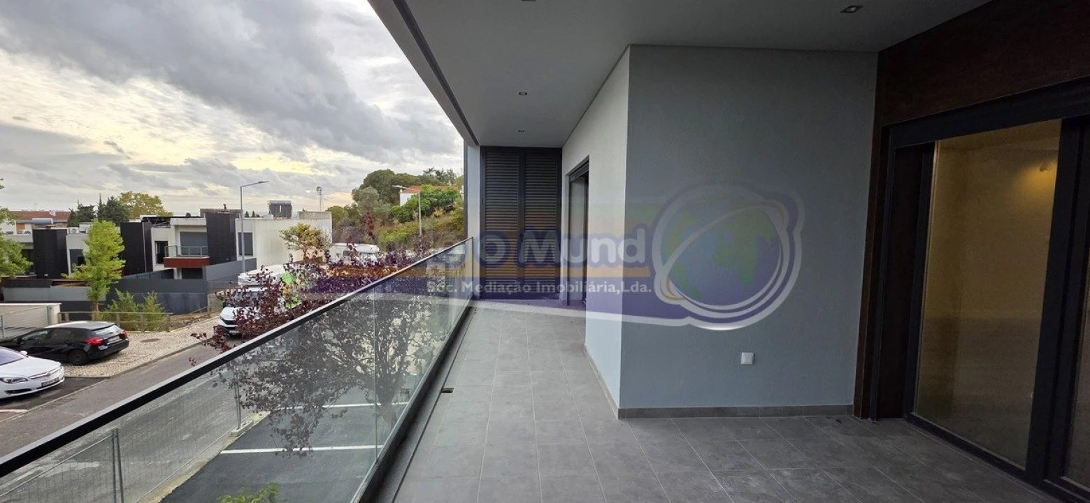 Apartamento T3 para Venda em Alverca do Ribatejo e Sobralinho Foto 1