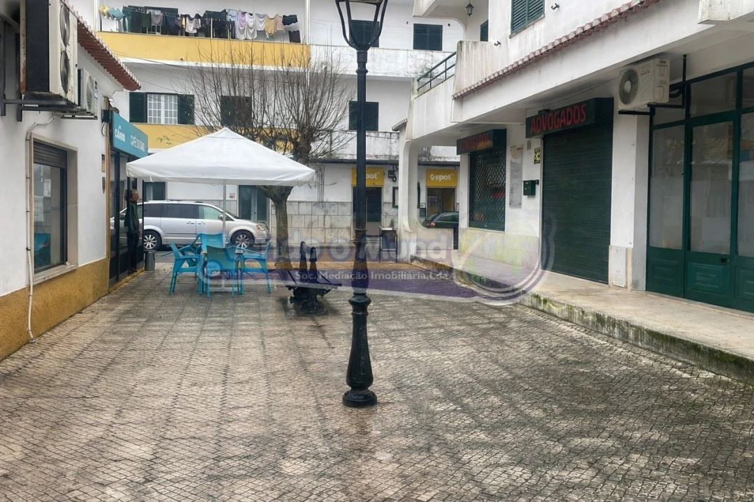 Loja para Venda em Salvaterra de Magos e Foros de Salvaterra Foto 18